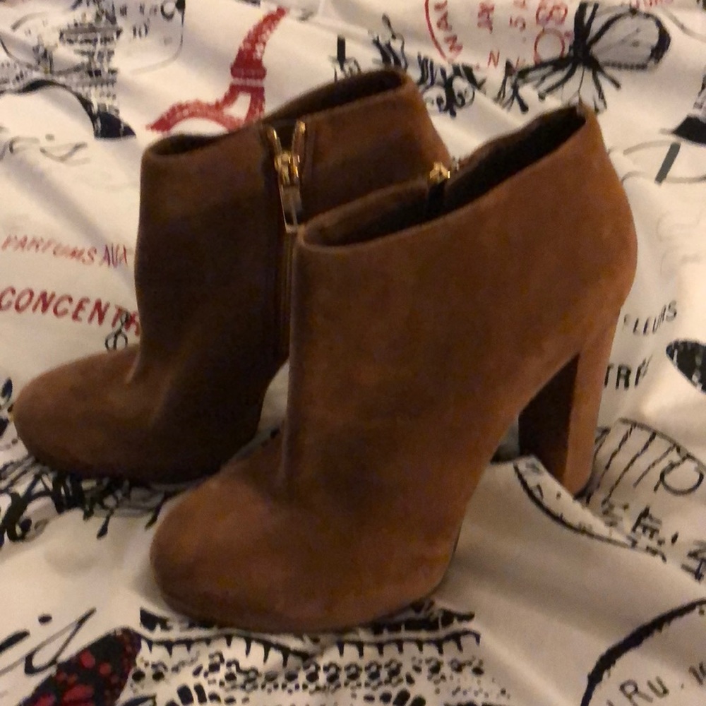 Ankle boots